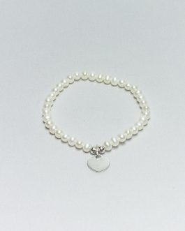 Bracciale elastico di Perle Bianche d’Acqua Dolce con cuore in Argento
